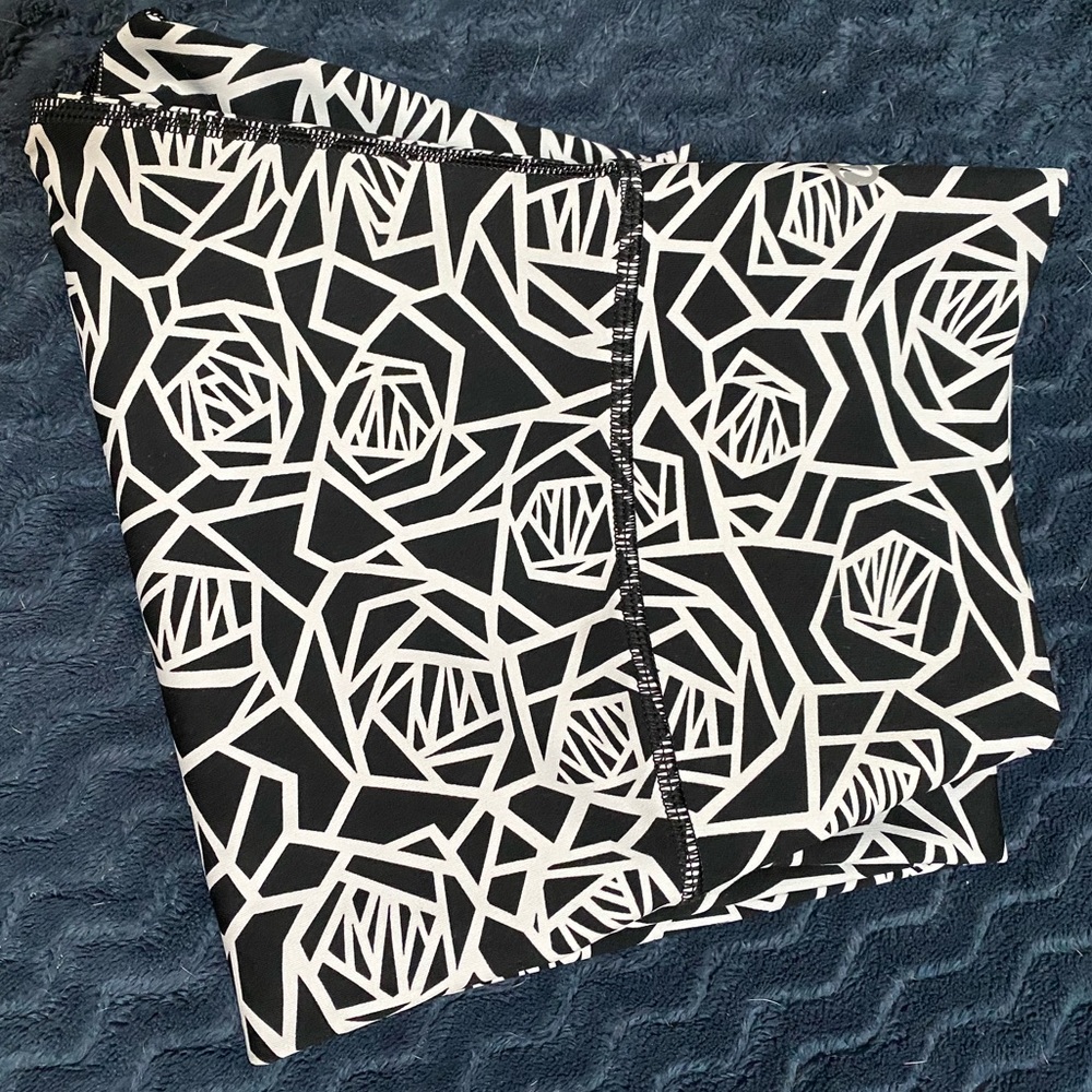 Lululemon long cropped leggings